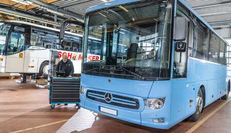 Service für Mercedes-Benz Busse